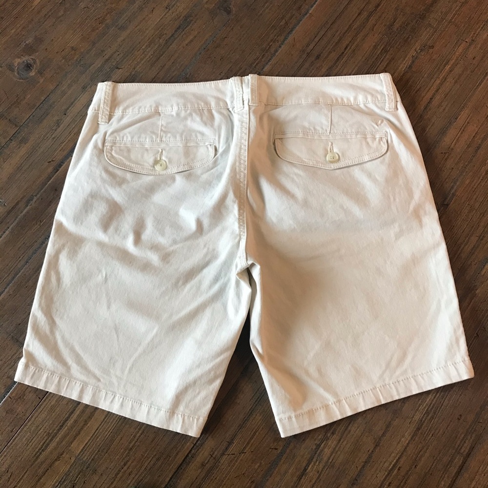 American Eagle Outfitters size 8 light tan shorts - Picture 4 of 8